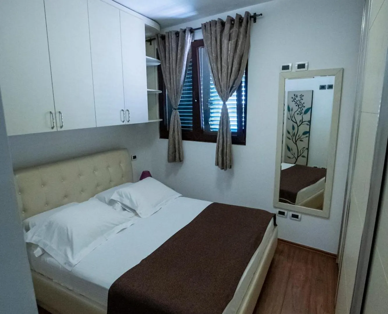 Apartament Vila 12 Durres Albania